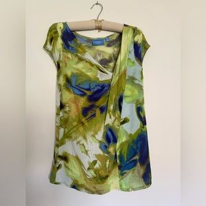 Gorgeous Simply Vera short sleeve watercolor top size XS